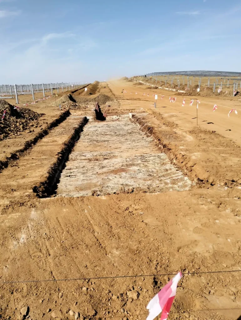 Maquinaria especializada en movimientos de tierra para construcciones